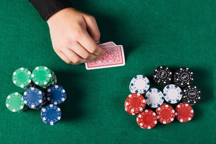 Bagan tingkat loyalitas siap menampilkan manfaat progresif dari Member hingga Diamond